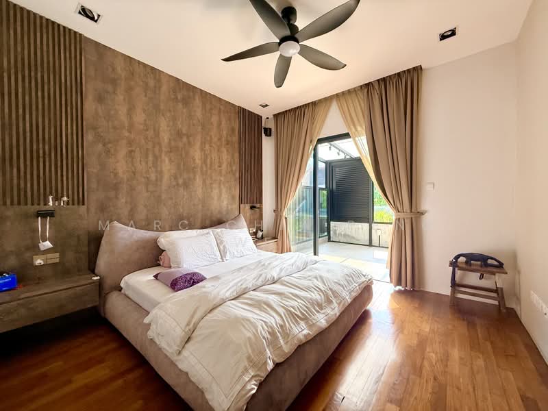 Almost New Inter For Sale - Move In Condition, Conway Grove/ Chiselhurst Grove/ Coniston Grove, 5 Bedrooms, 3,700 sqft, Terraced House For Sale, by Marc Chia Peng Wen, 500155907 - Bedroom - PropertyGuru.com.sg