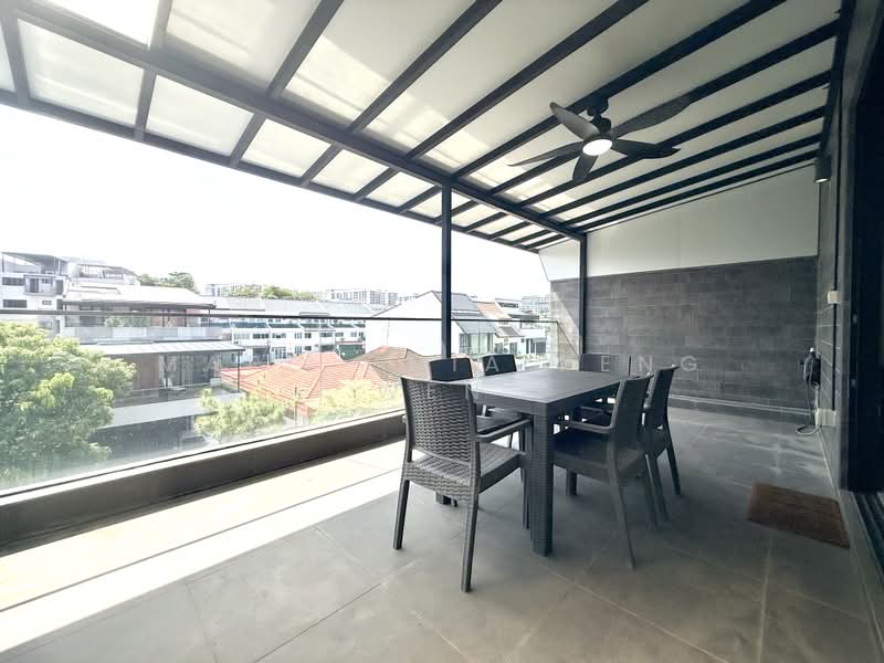 Almost New Inter For Sale - Move In Condition, Conway Grove/ Chiselhurst Grove/ Coniston Grove, 5 Bedrooms, 3,700 sqft, Terraced House For Sale, by Marc Chia Peng Wen, 500155907 - Balcony - PropertyGuru.com.sg