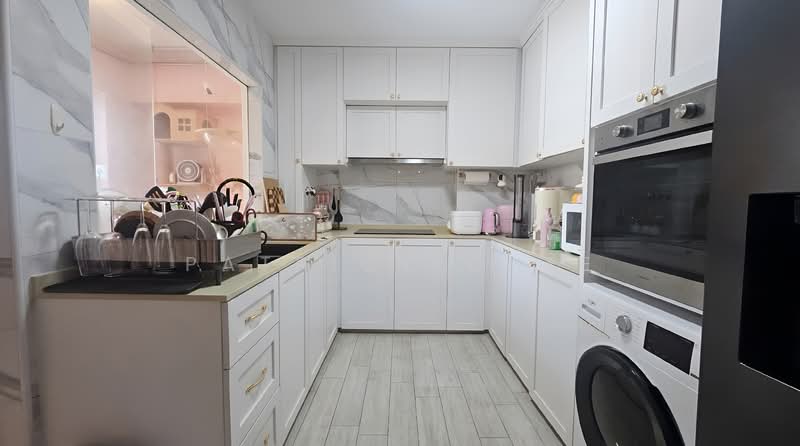 351 Tampines Street 33, 351 Tampines Street 33, 3 Bedrooms, 1,130 sqft, HDB Flat For Sale, by Patrick Chee, 500155926 - Kitchen - PropertyGuru.com.sg