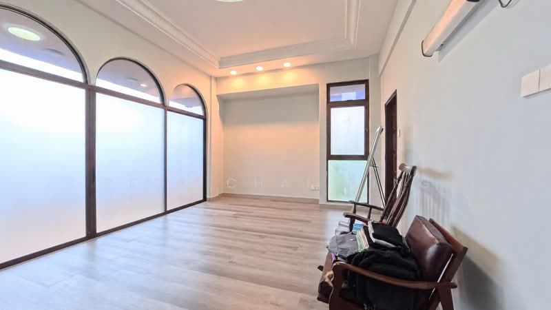 D19 Rare BIG Plot Freehold 3-Storey Semi-D, Off Upper Serangoon Road, 6 Bedrooms, 4,630 sqft, Semi-Detached House For Sale, by Peck Chai Ping, 500155954 - Bedroom - PropertyGuru.com.sg