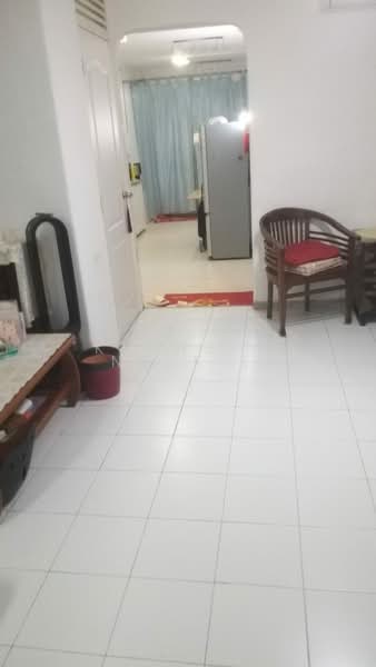 109 Potong Pasir Avenue 1, 109 Potong Pasir Avenue 1, Room Rental, 100 sqft, HDB Flat For Rent, by Kenneth Ng K L, 500155958 - Living Room - PropertyGuru.com.sg