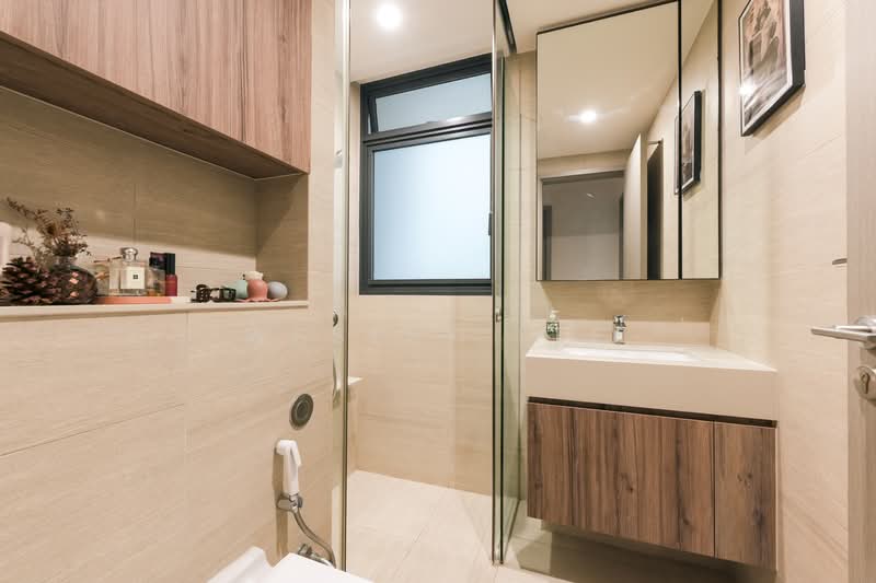 The Garden Residences, , 3 Bedrooms, 904 sqft, Condominium For Sale, by Wesley Lee, 500155959 - Bathroom - PropertyGuru.com.sg
