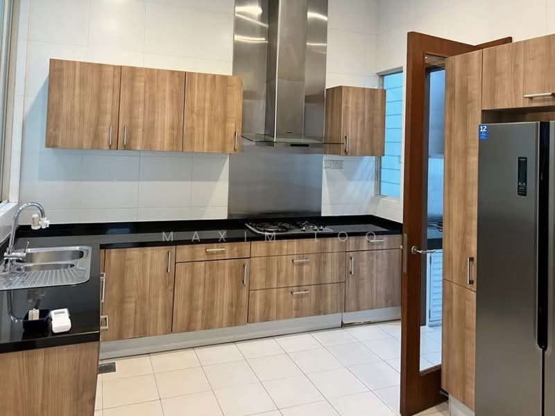 Semi-D House with Swimming Pool, Namly Cres / Namly Ave / Namly Grove, 5 Bedrooms, 4,400 sqft, Semi-Detached House For Rent, by Maxim Loo, 500155960 - Kitchen - PropertyGuru.com.sg