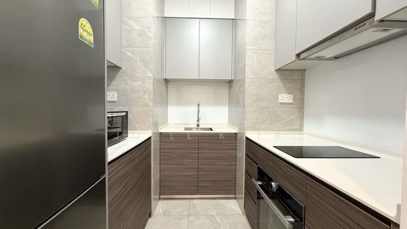 Stirling Residences, 25 Stirling Road, 2 Bedrooms, 635 sqft, Condominium For Rent, by Joell Kher, 500155969 - Kitchen - PropertyGuru.com.sg