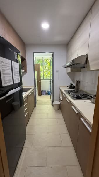 Carabelle, 55 West Coast Way, Room Rental, 120 sqft, Condominium For Rent, by Linda Ho, 500155979 - Kitchen - PropertyGuru.com.sg
