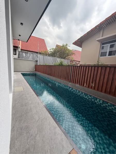 Golden Rise Estate, 24 Kismis Place, 7 Bedrooms, 9,300 sqft, Semi-Detached House For Sale, by Joanne Chan, 500155987 - PropertyGuru.com.sg