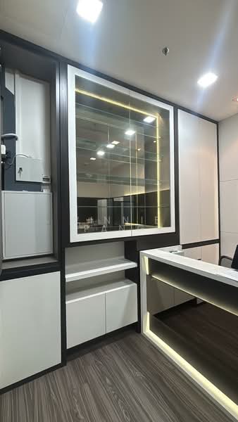 Woodlands Fully Fitted Media/Warehouse/Factory/Office/Production/Meeting Near RTS, , 1,658 sqft, Light Industrial (B1) For Rent, by Winnie Pang, 500155990 - Interior - CommercialGuru.com.sg