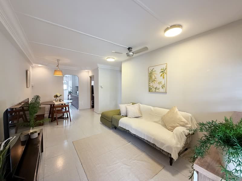 227 Pending Road, 227 Pending Road, 3 Bedrooms, 1,109 sqft, HDB Flat For Sale, by Sheryl Lim, 500155999 - Living Room - PropertyGuru.com.sg