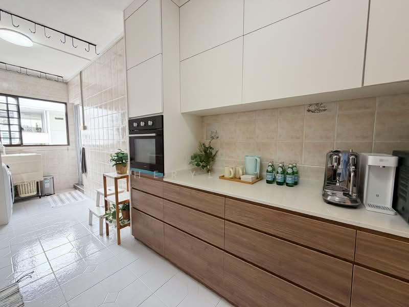 227 Pending Road, 227 Pending Road, 3 Bedrooms, 1,109 sqft, HDB Flat For Sale, by Sheryl Lim, 500155999 - Kitchen - PropertyGuru.com.sg