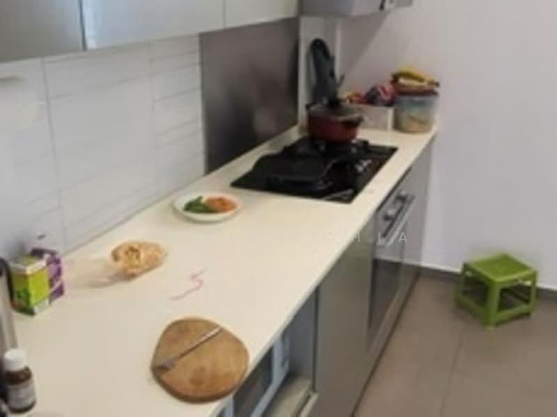 The Esta, Amber Gardens, 3 Bedrooms, 1,399 sqft, Condominium For Rent, by Shirley Chia, 500156000 - Kitchen - PropertyGuru.com.sg