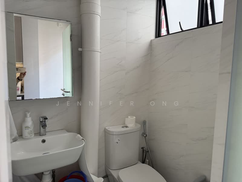 14 Toh Yi Drive, 14 Toh Yi Drive, 3 Bedrooms, 1,119 sqft, HDB Flat For Sale, by Jennifer Ong, 500156005 - Bathroom - PropertyGuru.com.sg