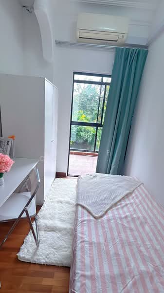 Kim Sia Court, 1 Jalan Jintan, Room Rental, 90 sqft, Apartment For Rent, by Hilda, 500156010 - Bedroom - PropertyGuru.com.sg