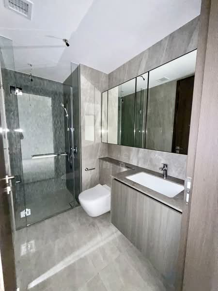 Piccadilly Grand, Northumberland Road, 2 Bedrooms, 710 sqft, Condominium For Sale, by Shaun Chen 陈韵百, 500156011 - Bathroom - PropertyGuru.com.sg