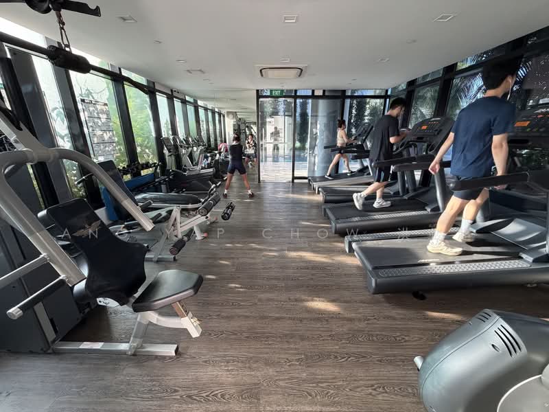 The Hillier, 6 Hillview Rise, 1 Bedroom, 624 sqft, Condominium For Rent, by Ang Yap Chow 洪业超, 500156024 - Gym - PropertyGuru.com.sg