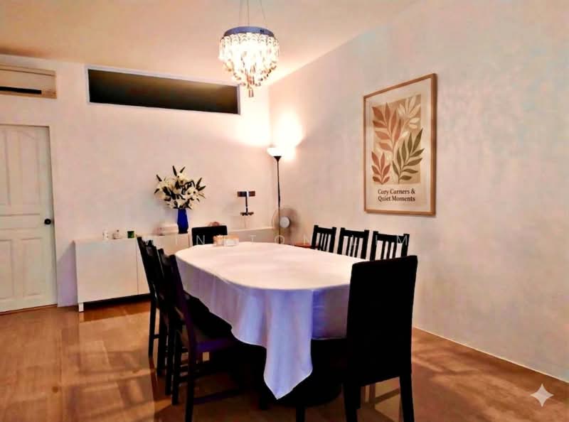 Upper Changi Road East, Upper Changi Road East/Eastwood Drive/Bedok Ria Drive, 4 Bedrooms, 2,600 sqft, Semi-Detached House For Sale, by Winston Lim, 500156026 - Dining Room - PropertyGuru.com.sg