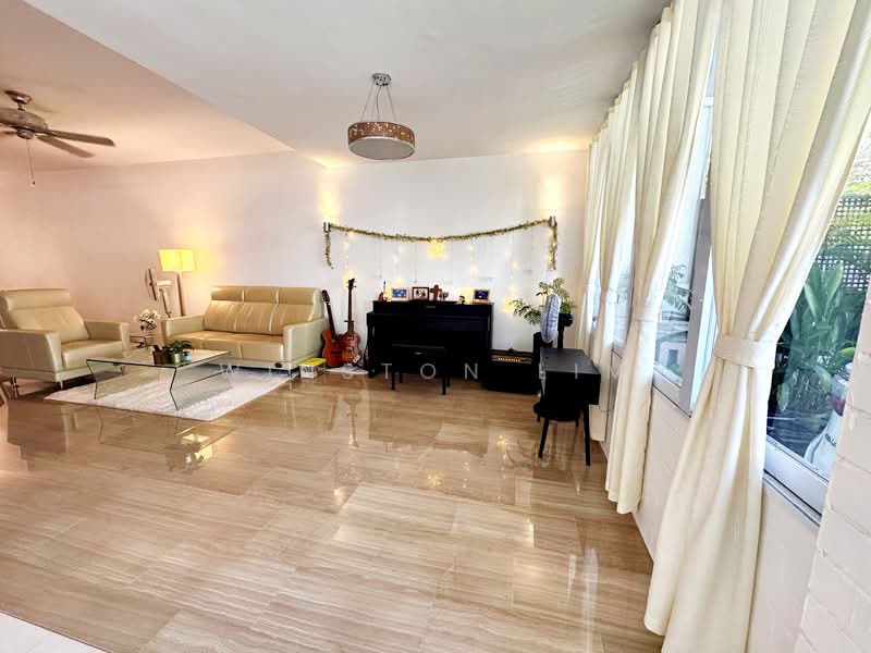 Upper Changi Road East, Upper Changi Road East/Eastwood Drive/Bedok Ria Drive, 4 Bedrooms, 2,600 sqft, Semi-Detached House For Sale, by Winston Lim, 500156026 - Living Room - PropertyGuru.com.sg