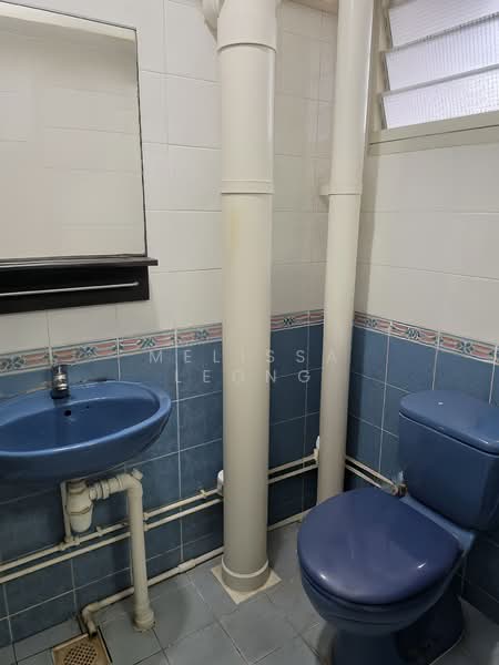 105A Edgefield Plains, 105A Edgefield Plains, 2 Bedrooms, 1,184 sqft, HDB Flat For Sale, by Melissa Leong, 500156037 - Bathroom - PropertyGuru.com.sg
