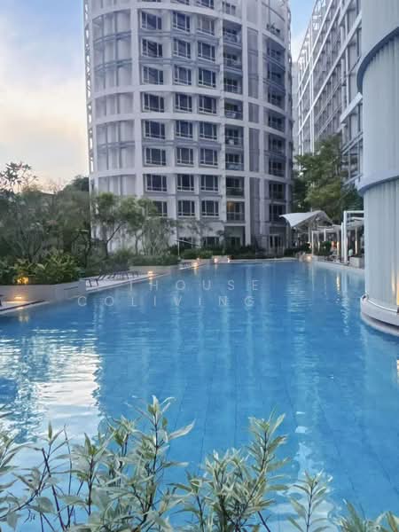 Visioncrest, 33 Oxley Rise, Room Rental, 90 sqft, Condominium For Rent, by Hilda, 500156050 - Exterior - PropertyGuru.com.sg