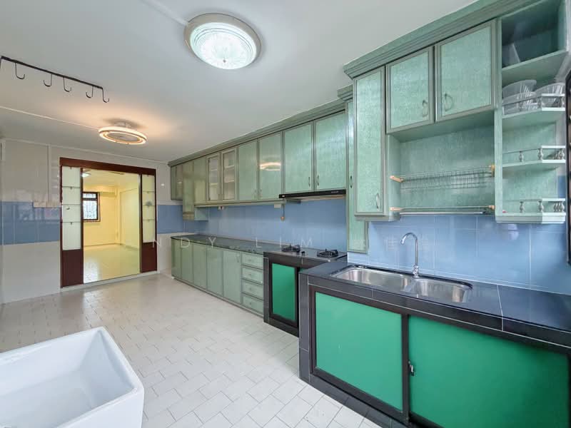 481 Jurong West Street 41, 481 Jurong West Street 41, 2 Bedrooms, 721 sqft, HDB Flat For Sale, by Andy Lim 林佳俊, 500156059 - Kitchen - PropertyGuru.com.sg