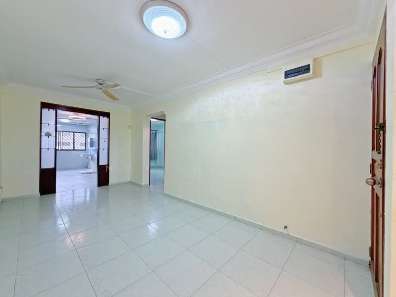 481 Jurong West Street 41, 481 Jurong West Street 41, 2 Bedrooms, 721 sqft, HDB Flat For Sale, by Andy Lim 林佳俊, 500156059 - Living Room - PropertyGuru.com.sg