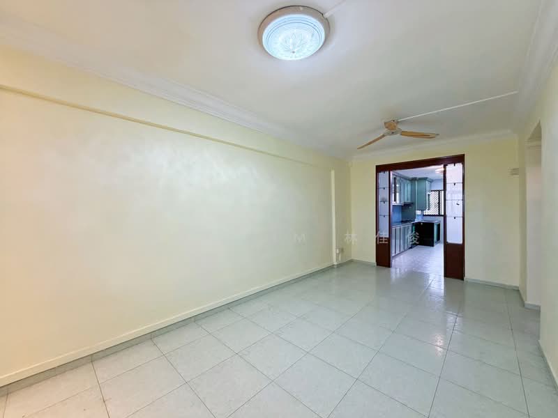 481 Jurong West Street 41, 481 Jurong West Street 41, 2 Bedrooms, 721 sqft, HDB Flat For Sale, by Andy Lim 林佳俊, 500156059 - Living Room - PropertyGuru.com.sg