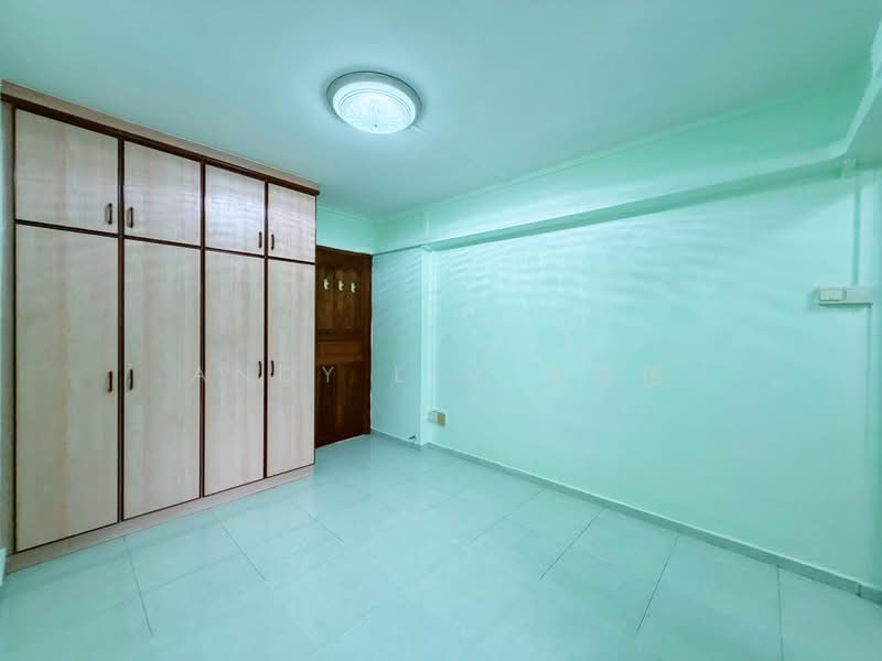 481 Jurong West Street 41, 481 Jurong West Street 41, 2 Bedrooms, 721 sqft, HDB Flat For Sale, by Andy Lim 林佳俊, 500156059 - Bedroom - PropertyGuru.com.sg