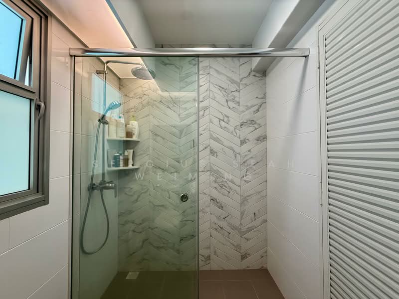356A Anchorvale Lane, 356A Anchorvale Lane, 3 Bedrooms, 1,001 sqft, HDB Flat For Sale, by Sergius Seah Weiming, 500156064 - Master Bathroom - PropertyGuru.com.sg