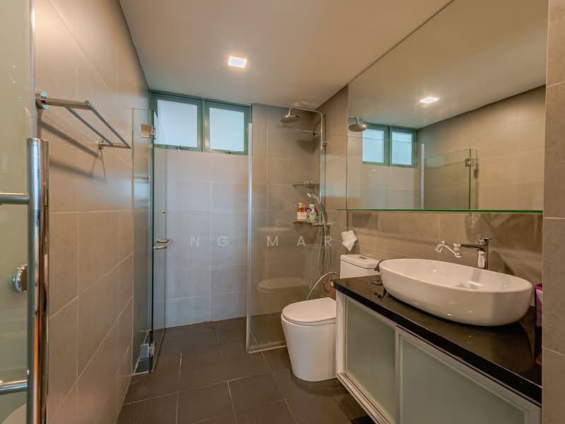Stratford Court, 41A Bedok Ria Crescent, 3 Bedrooms, 1,227 sqft, Condominium For Sale, by Ng Mary, 500156072 - Bathroom - PropertyGuru.com.sg