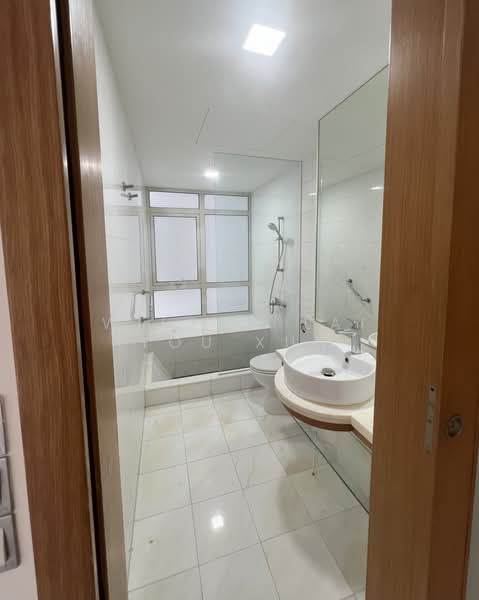 Icon, 10 Gopeng Street, 1 Bedroom, 571 sqft, Apartment For Rent, by Wilson Lai You Xun, 500156081 - Bathroom - PropertyGuru.com.sg
