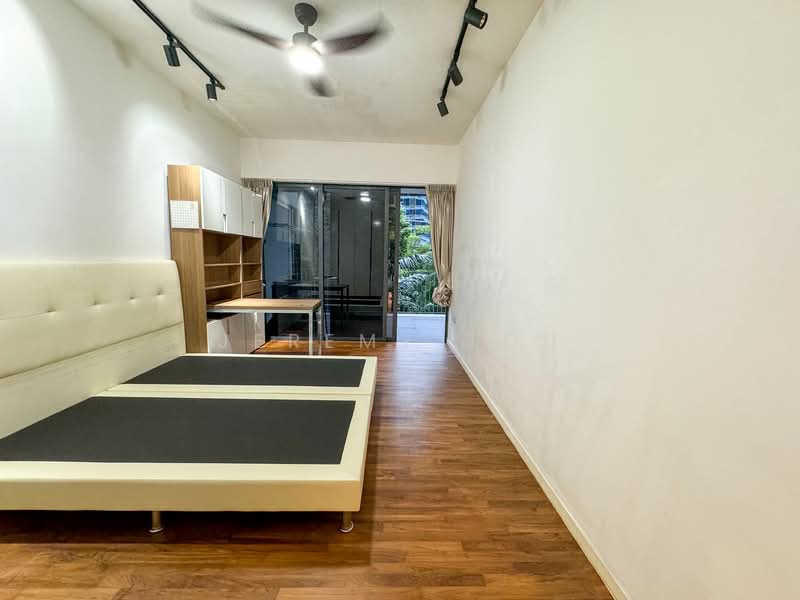 The Interlace, 180 Depot Road, 2 Bedrooms, 1,216 sqft, Condominium For Rent, by Jeremy Toh, 500156089 - Bedroom - PropertyGuru.com.sg