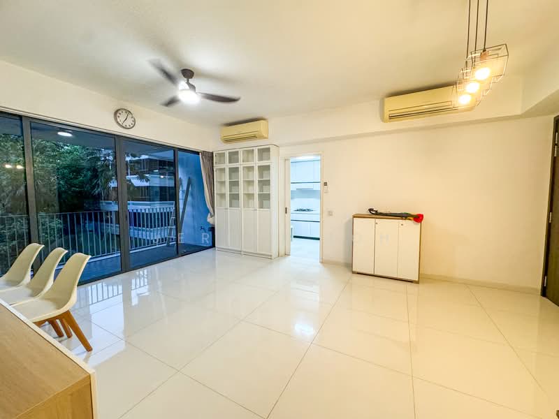 The Interlace, 180 Depot Road, 2 Bedrooms, 1,216 sqft, Condominium For Rent, by Jeremy Toh, 500156089 - Living Room - PropertyGuru.com.sg
