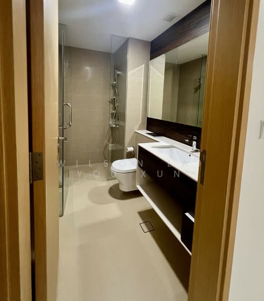 Commonwealth Towers, 232 Commonwealth Avenue, 2 Bedrooms, 689 sqft, Condominium For Rent, by Wilson Lai You Xun, 500156138 - Bathroom - PropertyGuru.com.sg