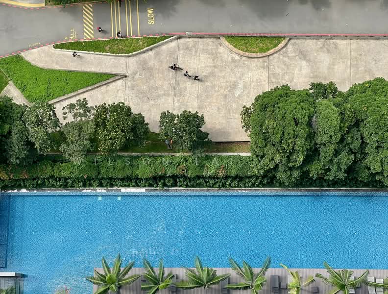 Commonwealth Towers, 232 Commonwealth Avenue, 2 Bedrooms, 689 sqft, Condominium For Rent, by Wilson Lai You Xun, 500156138 - Pool - PropertyGuru.com.sg