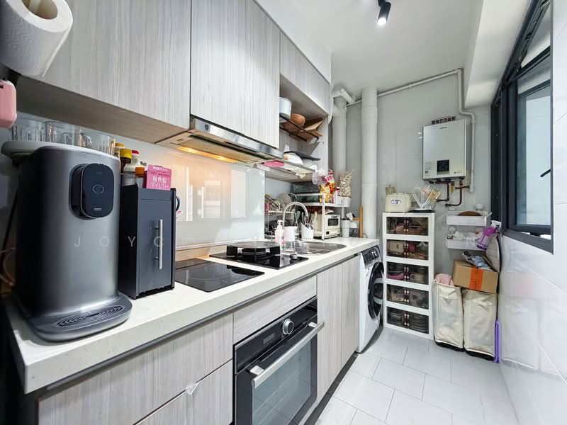 311A Clementi Avenue 4, 311A Clementi Avenue 4, 2 Bedrooms, 646 sqft, HDB Flat For Sale, by Joyce Lye Hui Xin, 500156159 - Kitchen - PropertyGuru.com.sg