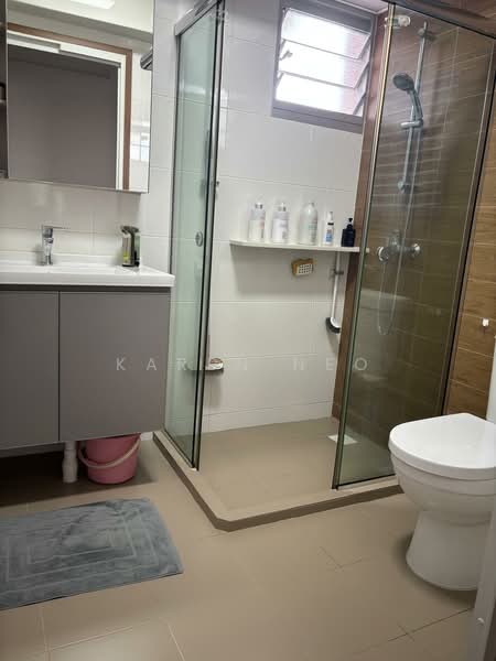 876A Tampines Avenue 8, 876A Tampines Avenue 8, 4 Bedrooms, 1,291 sqft, HDB Flat For Sale, by Karen Neo, 500156166 - Bathroom - PropertyGuru.com.sg