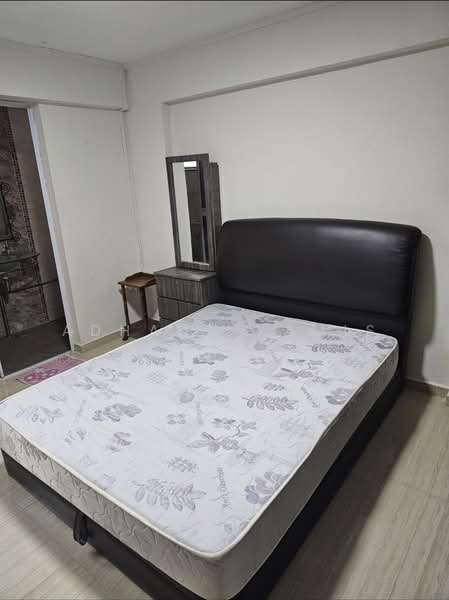 310 Bukit Batok Street 32, 310 Bukit Batok Street 32, Room Rental, 130 sqft, HDB Flat For Rent, by Adhana Kamis, 500156173 - Bedroom - PropertyGuru.com.sg
