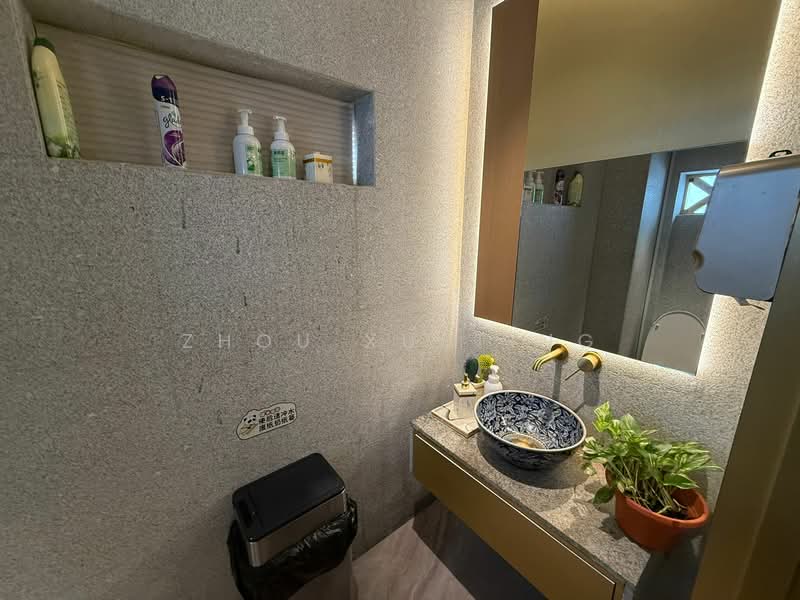 Temple Street 2.5 Sty Restaurant For Rent, , 2,900 sqft, Shop / Shophouse For Rent, by Zhou XueTing, 500156181 - Bathroom - CommercialGuru.com.sg