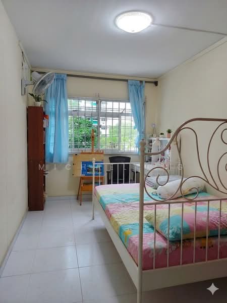 766 Choa Chu Kang North 5, 766 Choa Chu Kang North 5, 3 Bedrooms, 1,118 sqft, HDB Flat For Sale, by Michael Ong, 500156184 - Bedroom - PropertyGuru.com.sg