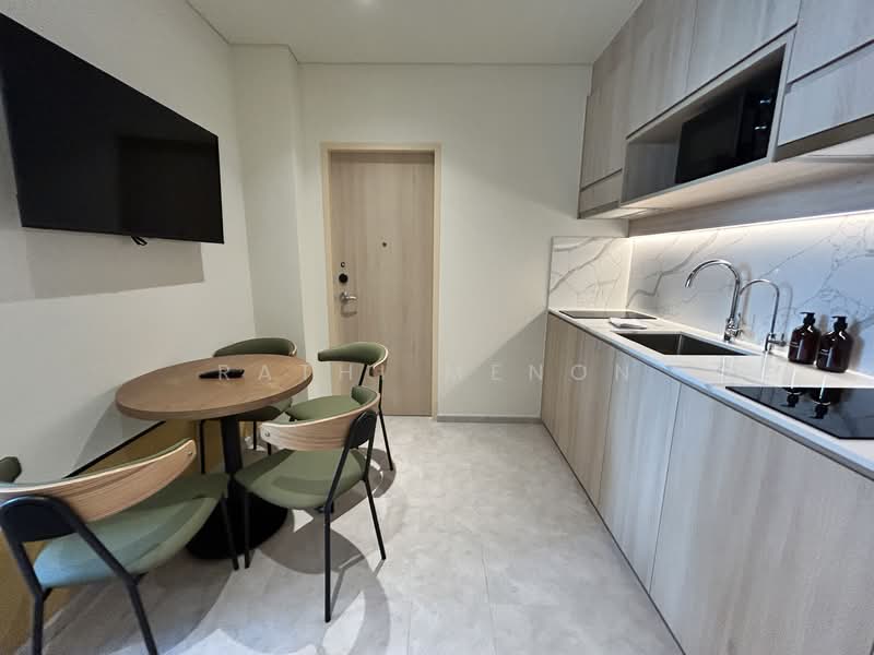 Coliwoo Midtown, 141 Middle Road, Room Rental, 250 sqft, Apartment For Rent, by Rathi Menon, 500156188 - Kitchen - PropertyGuru.com.sg