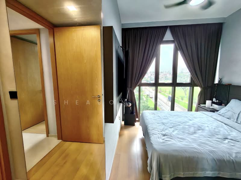 Midwood, 10 Hillview Rise, 4 Bedrooms, 1,249 sqft, Condominium For Sale, by Sheadon Chay, 500156190 - Bedroom - PropertyGuru.com.sg