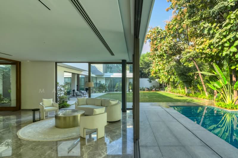 🔥Attractive Price🔥Elevated Plot • 44m Grand Frontage 🌟$1,8XX PSF🌟, , 5 Bedrooms, 10,000 sqft, Good Class Bungalow For Sale, by Martin Goh 吴伟楠, 500156192 - Living Room - PropertyGuru.com.sg