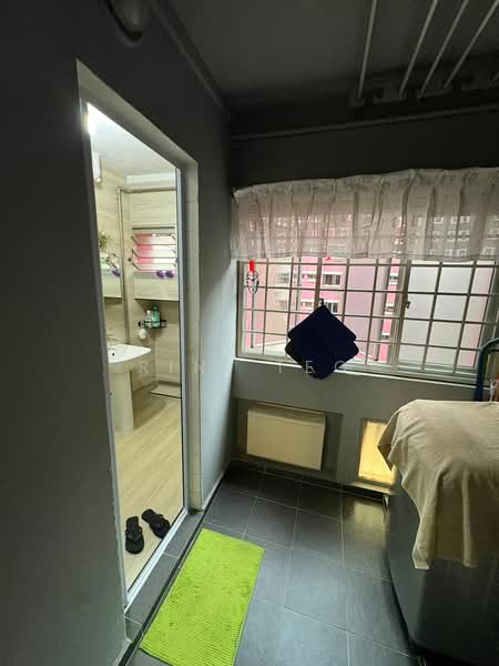 748 Pasir Ris Street 71, 748 Pasir Ris Street 71, Room Rental, 130 sqft, HDB Flat For Rent, by Rini Teo, 500156217 - Bathroom - PropertyGuru.com.sg