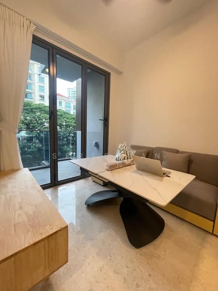 Hill House, 10A-11 Institution Hill, 10B, 2 Bedrooms, 624 sqft, Condominium For Rent, by Sebestian Cheng, 500156227 - Living Room - PropertyGuru.com.sg