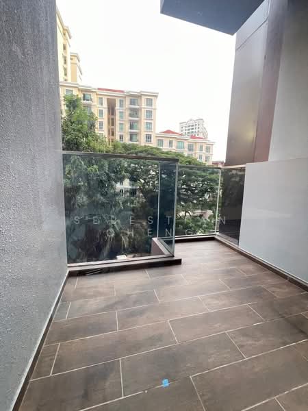 Hill House, 10A-11 Institution Hill, 10B, 2 Bedrooms, 624 sqft, Condominium For Rent, by Sebestian Cheng, 500156227 - Balcony - PropertyGuru.com.sg