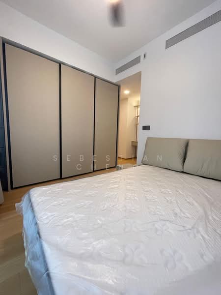 Hill House, 10A-11 Institution Hill, 10B, 2 Bedrooms, 624 sqft, Condominium For Rent, by Sebestian Cheng, 500156227 - Bedroom - PropertyGuru.com.sg