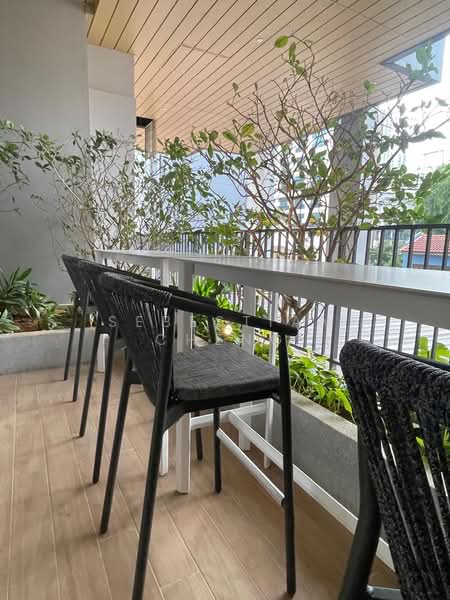 Hill House, 10A-11 Institution Hill, 10B, 2 Bedrooms, 624 sqft, Condominium For Rent, by Sebestian Cheng, 500156227 - Communal study terrace - PropertyGuru.com.sg