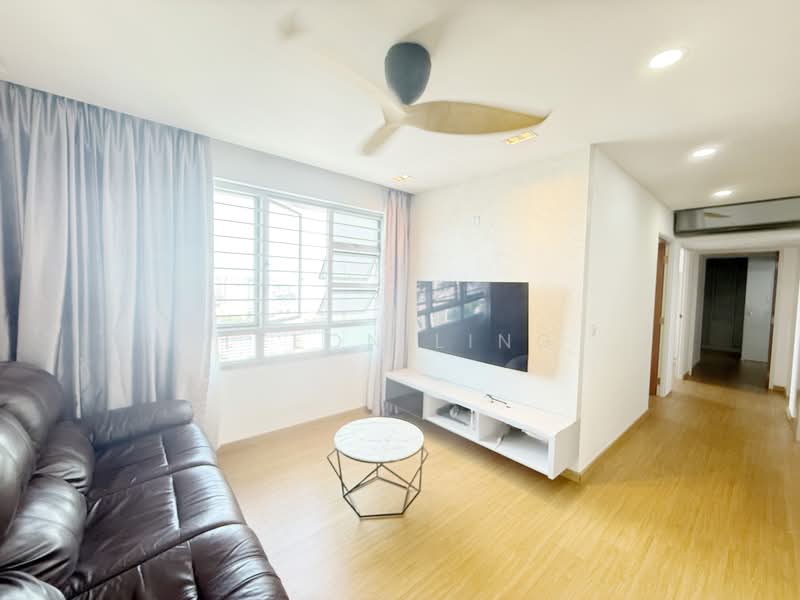 591A Ang Mo Kio Street 51, 591A Ang Mo Kio Street 51, 3 Bedrooms, 1,001 sqft, HDB Flat For Rent, by Leeon Ling, 500156229 - Living Room - PropertyGuru.com.sg