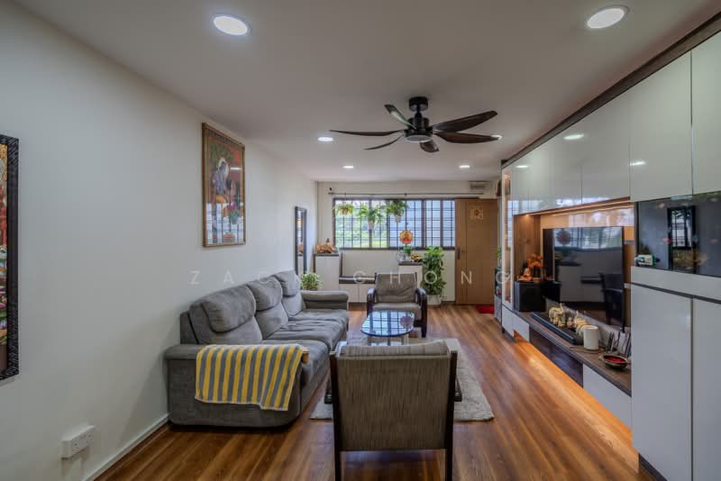 540 Bukit Batok Street 52, 540 Bukit Batok Street 52, 3 Bedrooms, 1,108 sqft, HDB Flat For Sale, by Zack Chong, 500156250 - Living Room - PropertyGuru.com.sg