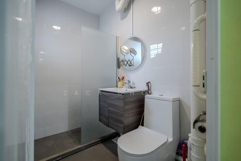 540 Bukit Batok Street 52, 540 Bukit Batok Street 52, 3 Bedrooms, 1,108 sqft, HDB Flat For Sale, by Zack Chong, 500156250 - Bathroom - PropertyGuru.com.sg