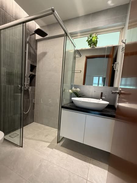 Horizon Gardens, Ang Mo Kio Avenue 2, 5 Bedrooms, 2,992 sqft, Cluster House For Rent, by Elsie Ong, 500156253 - Level 3 Common Bathroom - PropertyGuru.com.sg